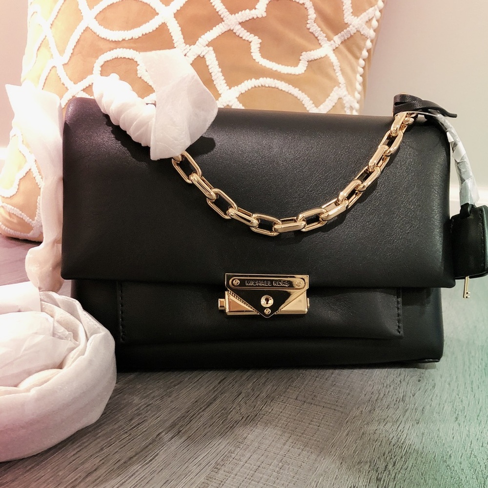 NWT MK CECE Medium Bag With Chain